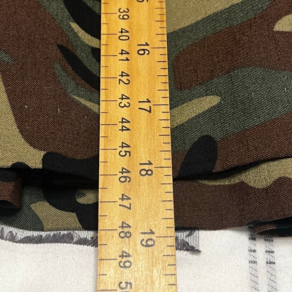 WEAREVER Mini Skirt Womens Camo Stretch Sz 1X - Picture 8 of 8